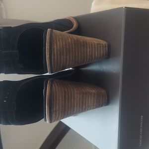 Vince Camuto Koral 7M Black Suede